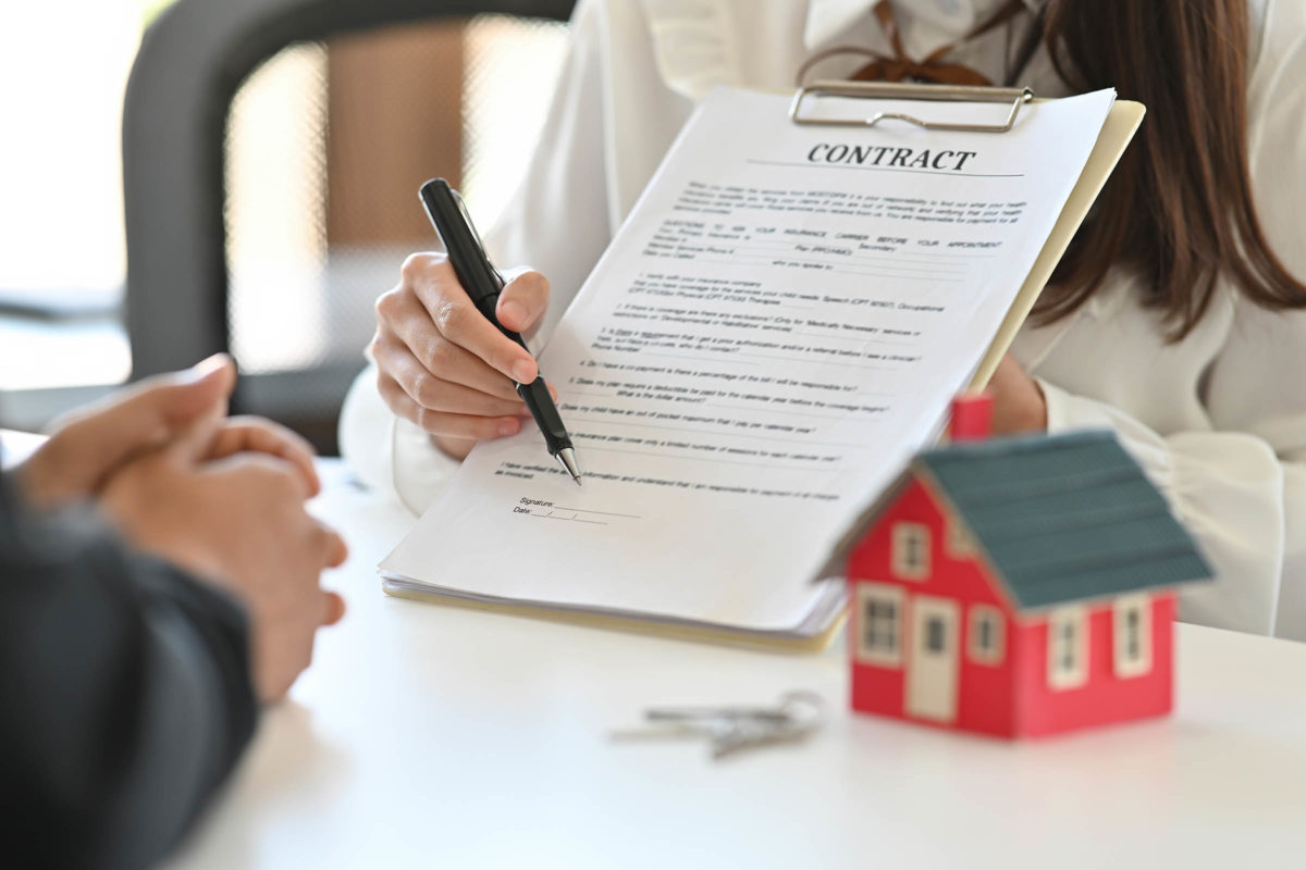 In this article we discuss what you need to know about the Ohio real estate contract! Call us today! (614) 451-6616