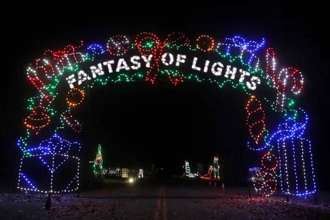 Christmas lights in Delaware Ohio! call us today to see how we can help you sell your house! (614) 451-6616