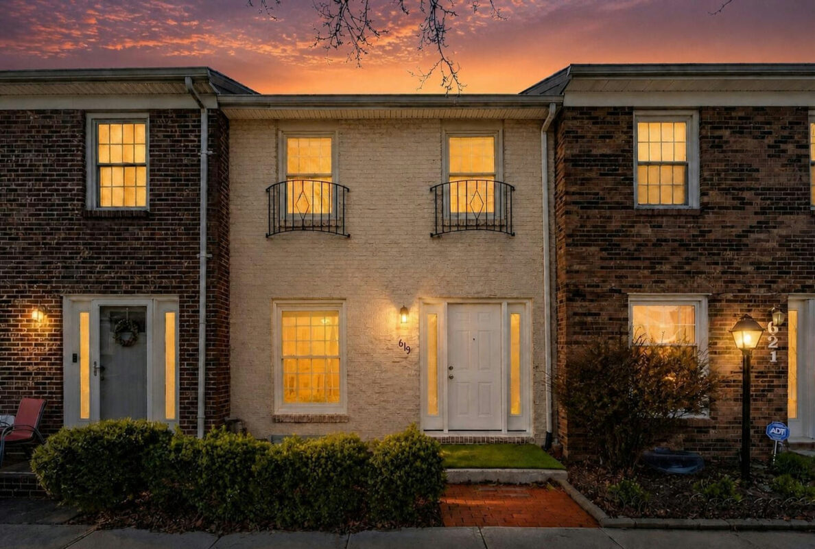 619 Dlyn Street - Hardesty Heights townhome exterior at twilight